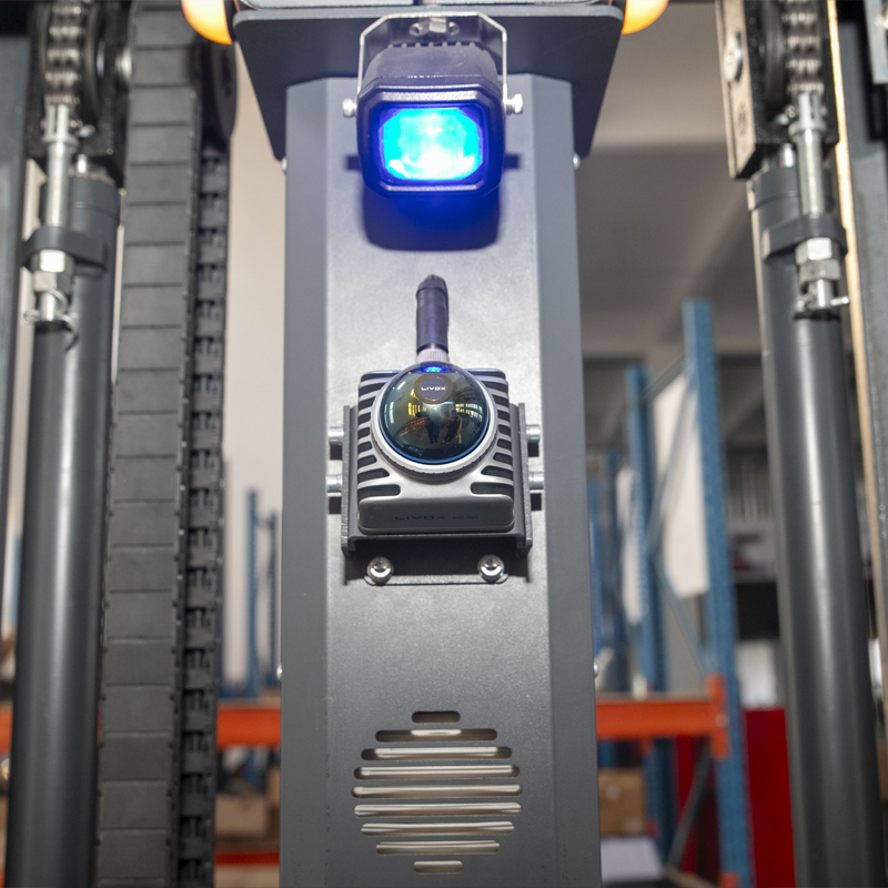 叉取堆高AGV-3000kg